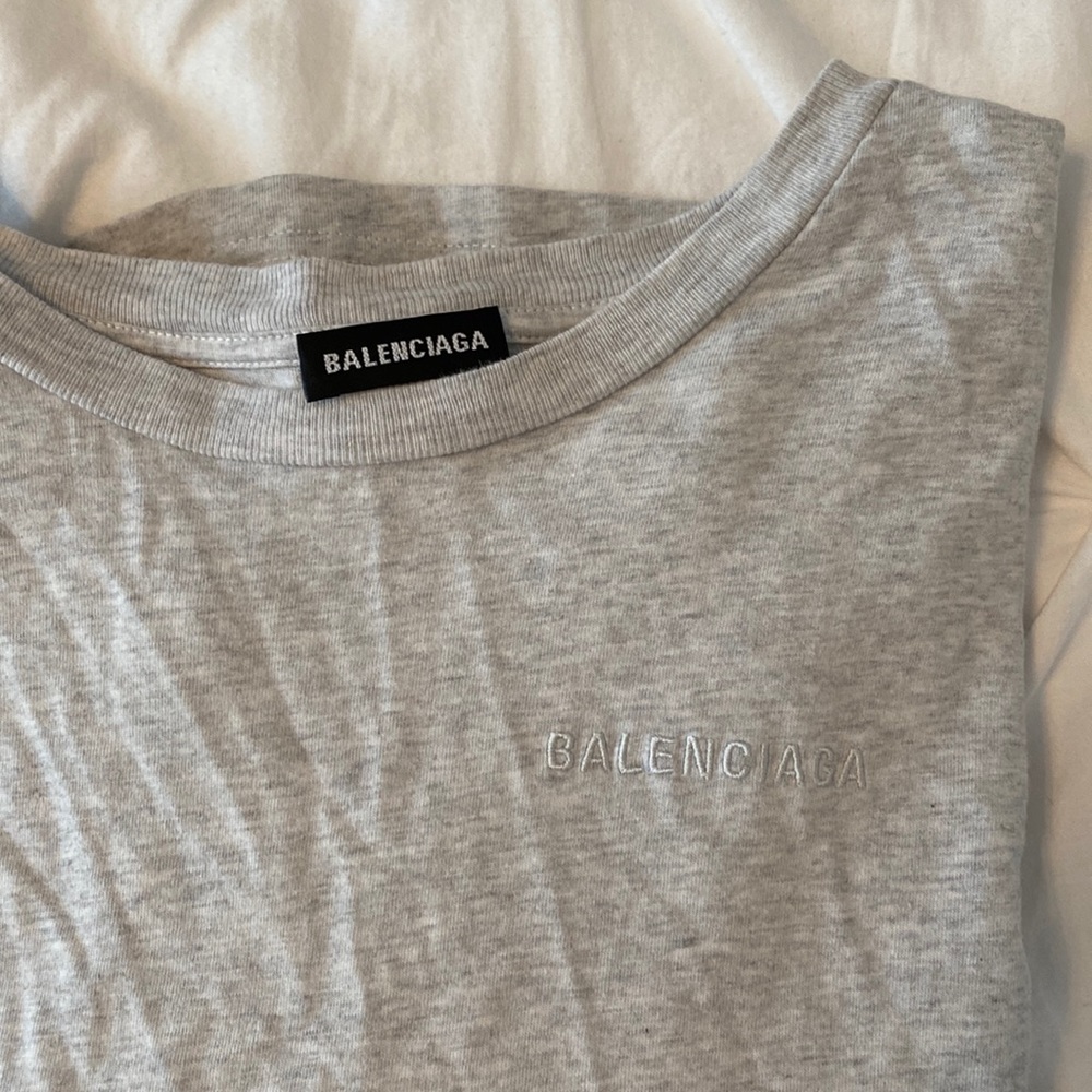 Balenciaga kids 10 fits like womens xs t shirt